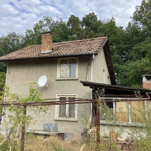 Къща в с. Лоза (Габрово)