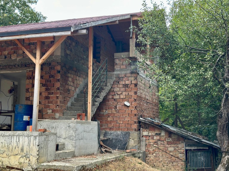 Къща в с. Мечковица (Габрово)